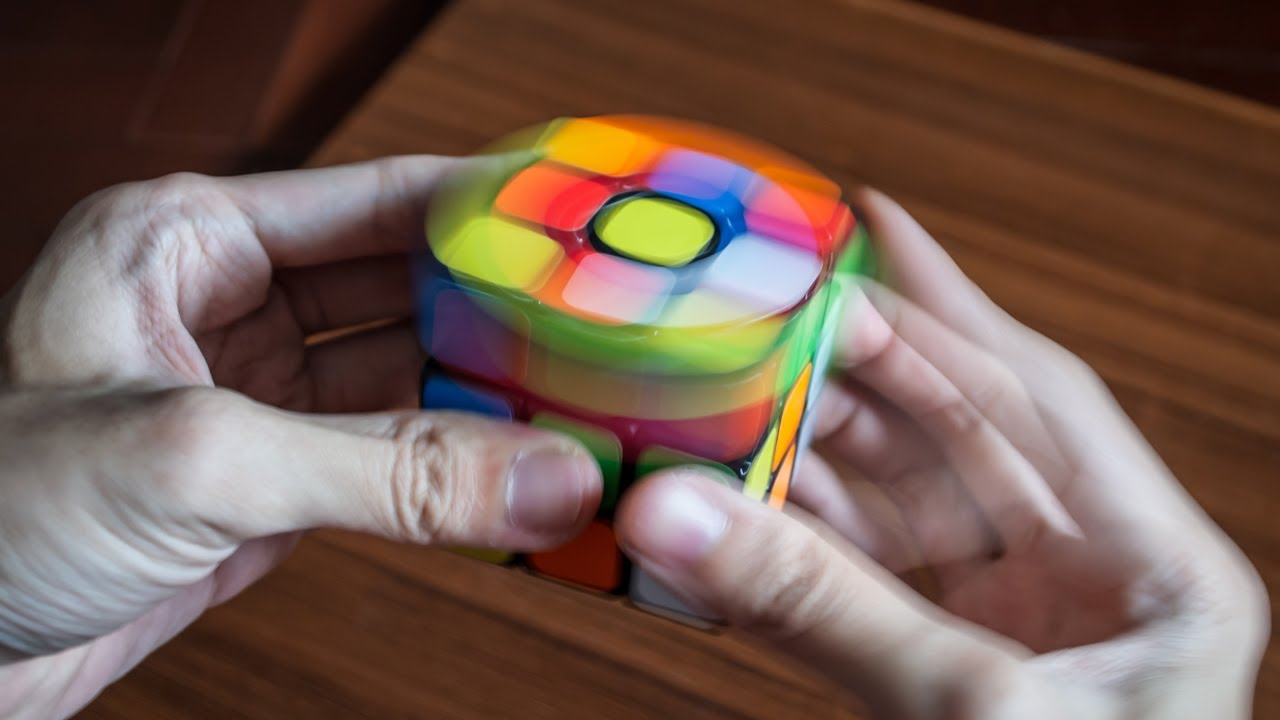 How To Solve a Rubik’s Cube in 10 Seconds
